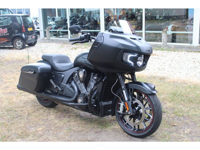 indian - challenger-dark-horse
