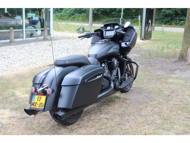 indian - challenger-dark-horse