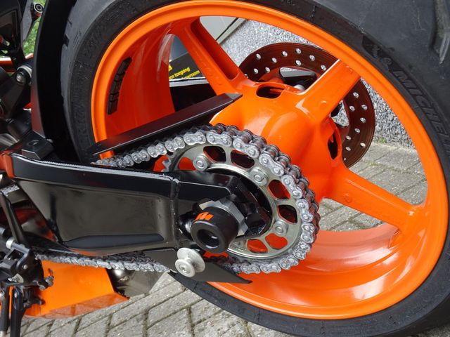 ktm - 1190-rc-8-r