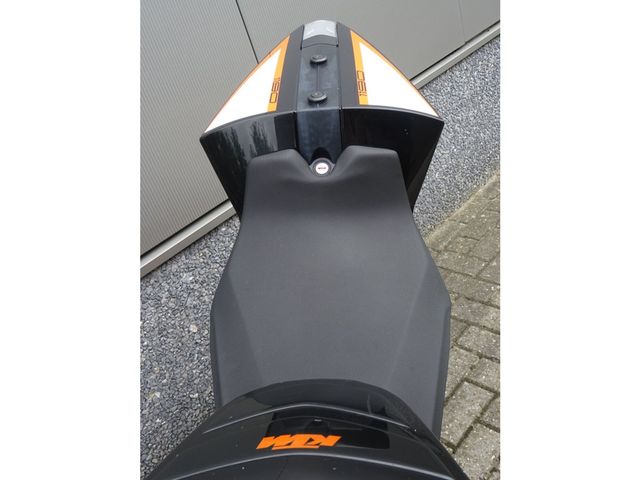 ktm - 1190-rc-8-r