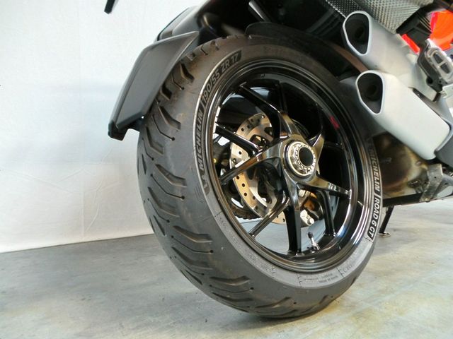 ducati - multistrada-1260-s