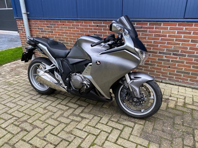 honda - vfr-1200-f-c-abs