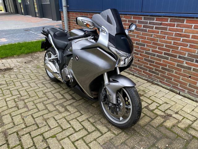 honda - vfr-1200-f-c-abs