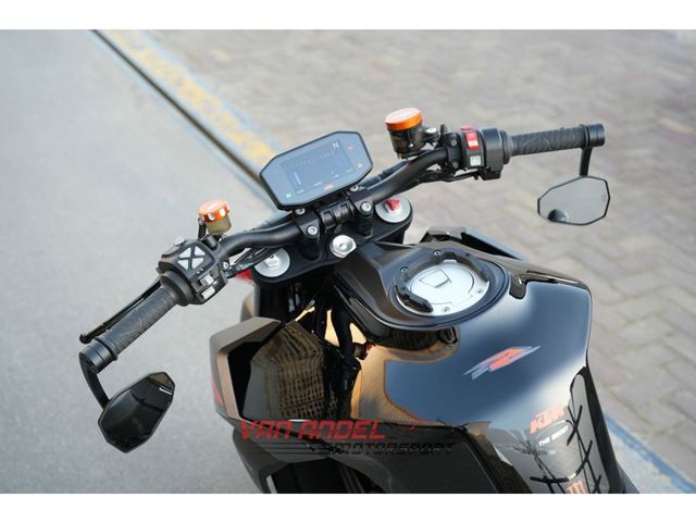 ktm - 1290-super-duke-r