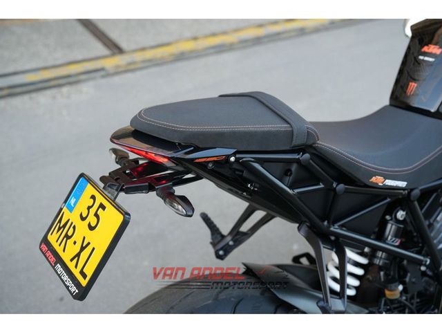 ktm - 1290-super-duke-r