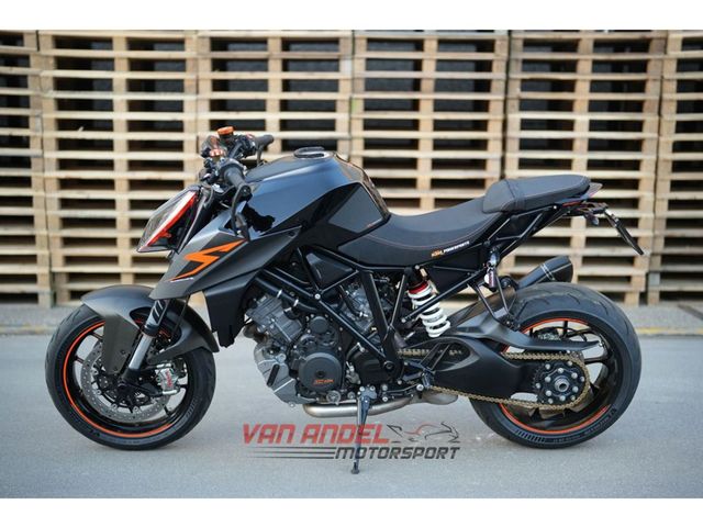 ktm - 1290-super-duke-r