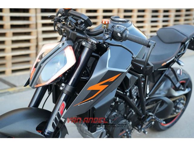 ktm - 1290-super-duke-r