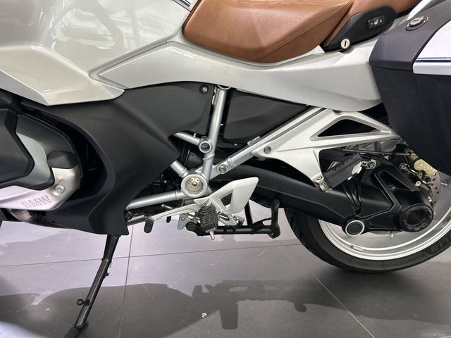 bmw - r-1250-rt