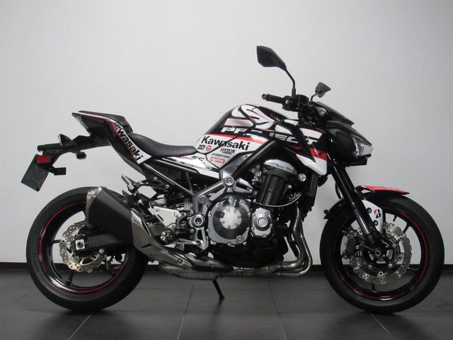 kawasaki - z900