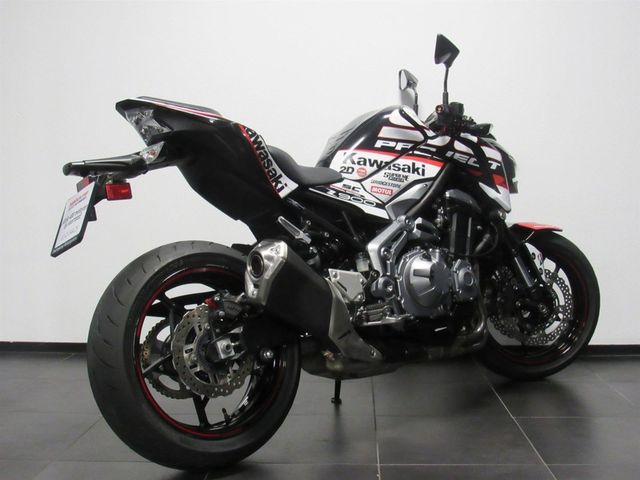 kawasaki - z900