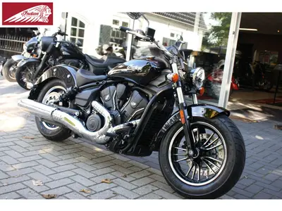 INDIAN MOTORCYCLE SCOUT CLASSIC – foto 3
