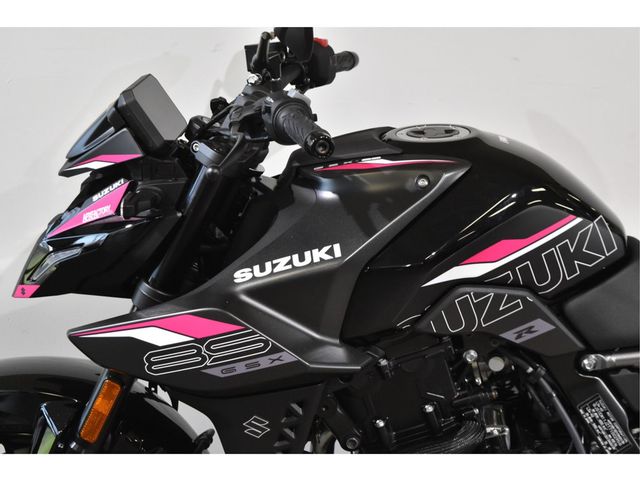 suzuki - gsx-8s