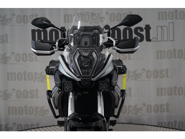 QJMOTOR - srt-600-sx-touring