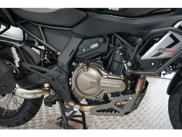 QJMOTOR - srt-600-sx-touring