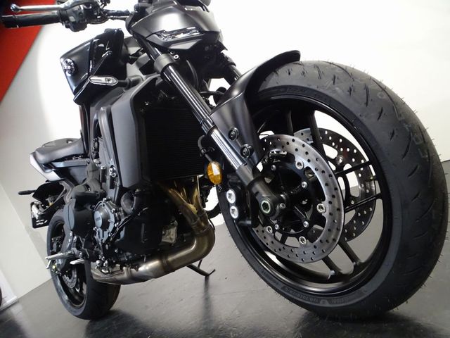 yamaha - mt-09-y-amt