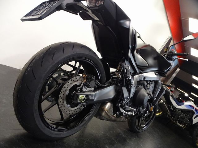 yamaha - mt-09-y-amt