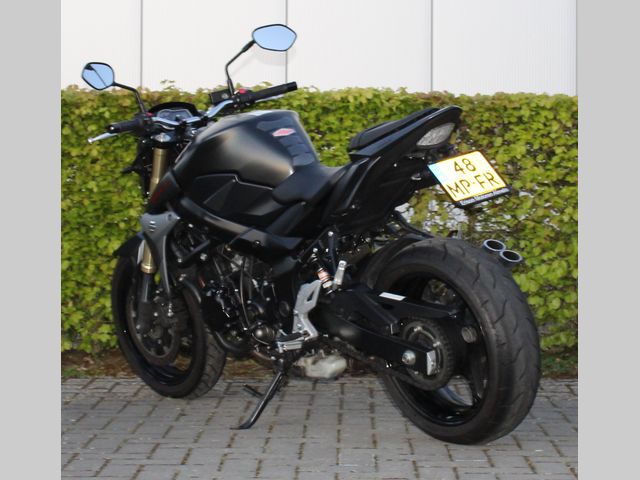 suzuki - gsr-750-a