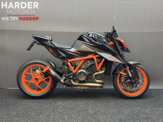 ktm - 1290-super-duke-r