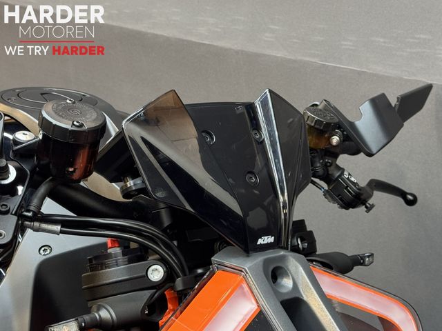 ktm - 1290-super-duke-r