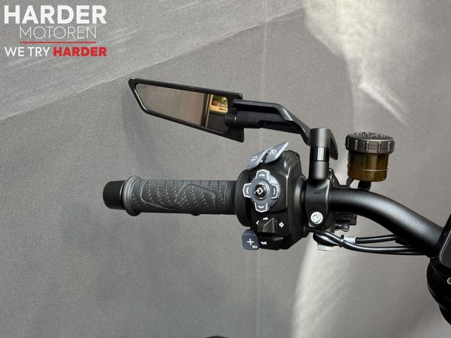 ktm - 1290-super-duke-r