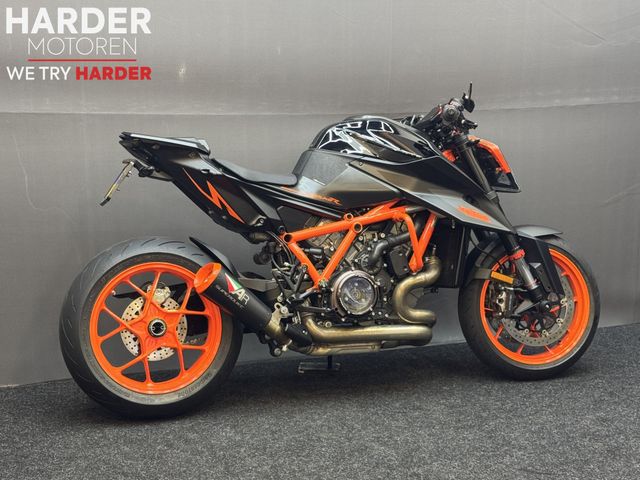 ktm - 1290-super-duke-r