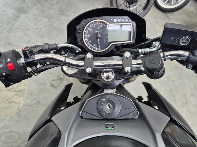 suzuki - gsr-750-a