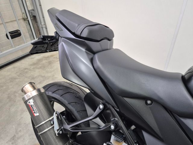 suzuki - gsr-750-a