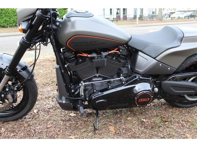 harley-davidson - softail-fxdr-114