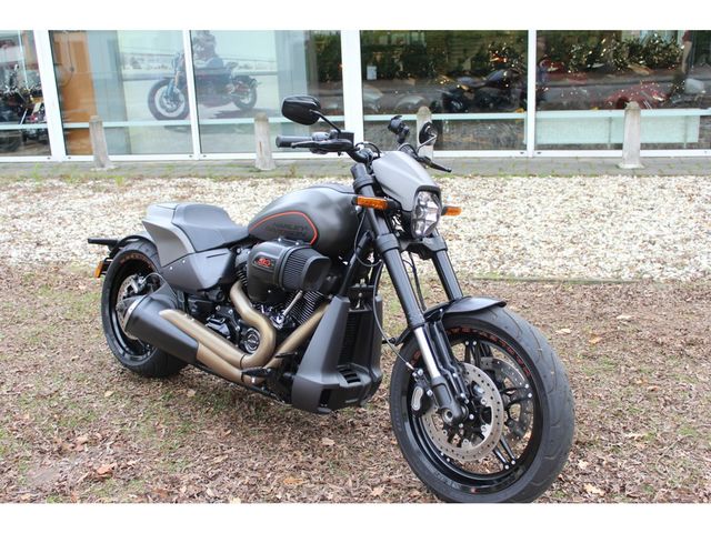 harley-davidson - softail-fxdr-114