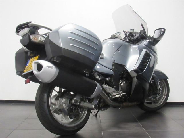 kawasaki - gtr-1400