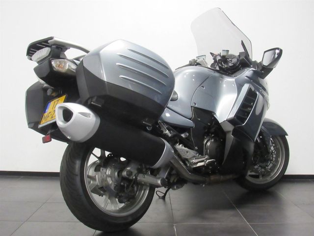kawasaki - gtr-1400
