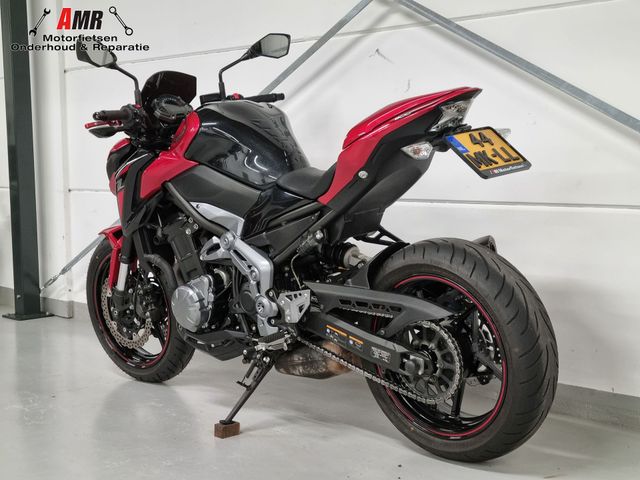 kawasaki - z900-performance