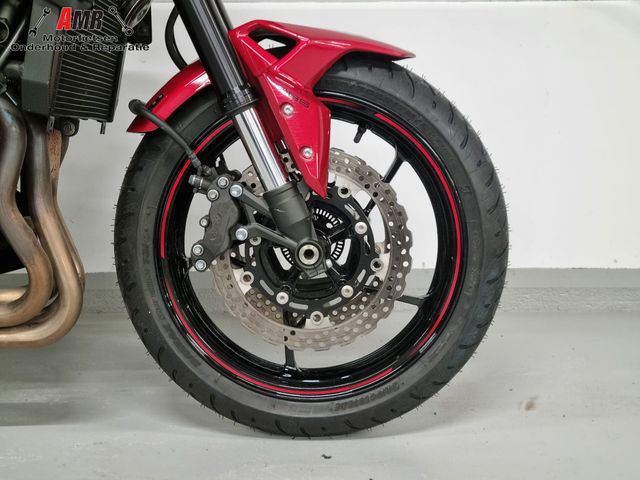 kawasaki - z900-performance