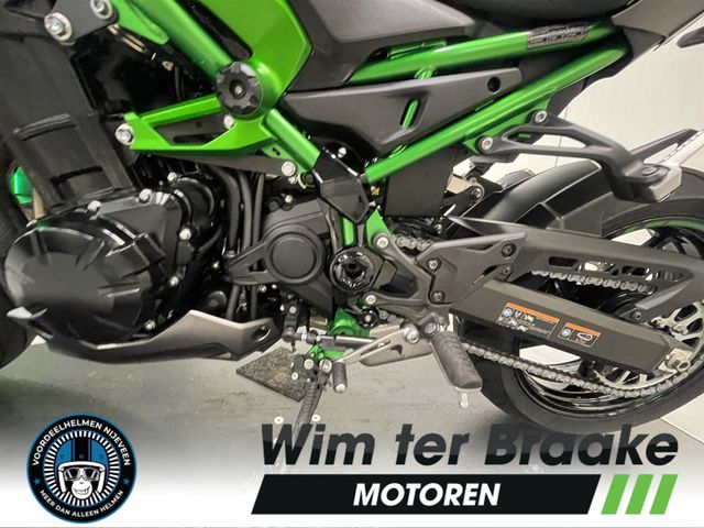 kawasaki - z900