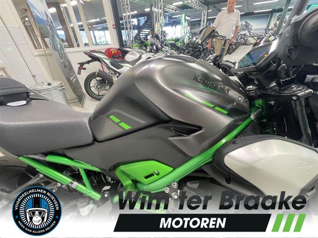 kawasaki - z900