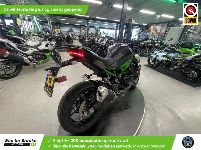 kawasaki - z900