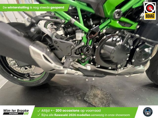 kawasaki - z900