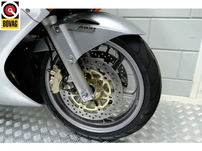 HONDA VFR 800 FI VTEC – foto 2