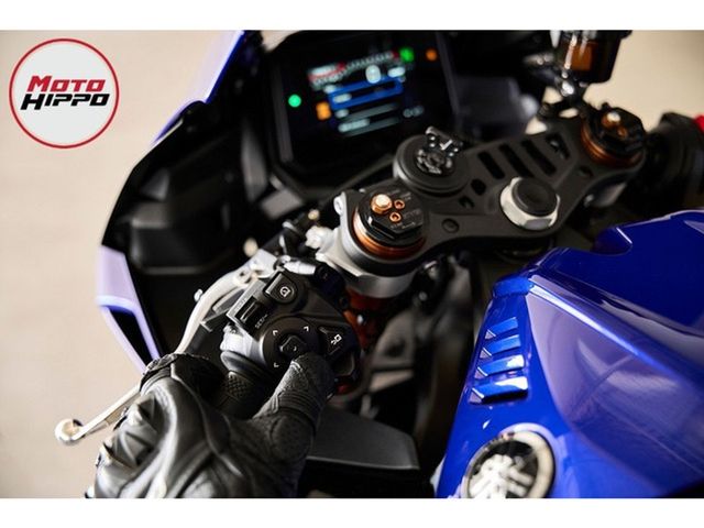 yamaha - r9