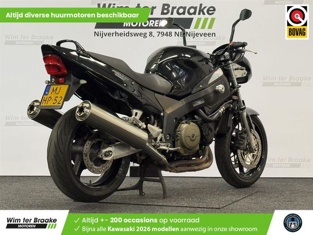 honda - cbr-1100-blackbird
