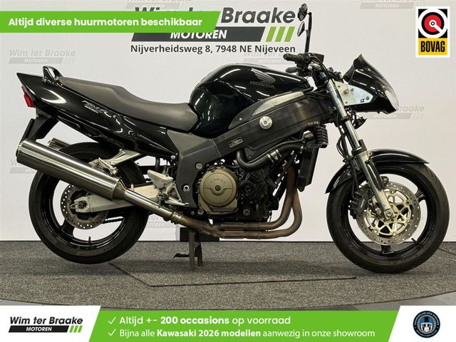 honda - cbr-1100-blackbird