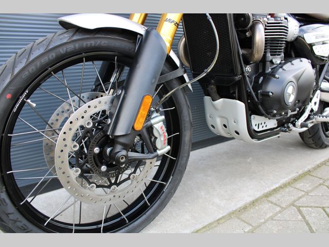 triumph - scrambler-1200-xe