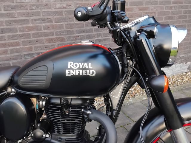 royal-enfield - classic-350