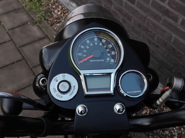 royal-enfield - classic-350