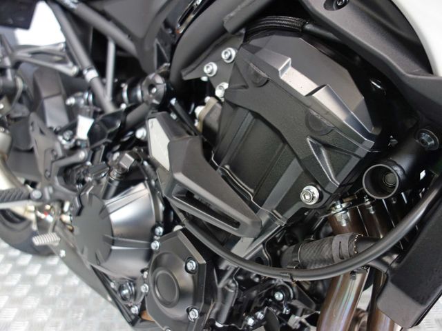 kawasaki - z900-performance