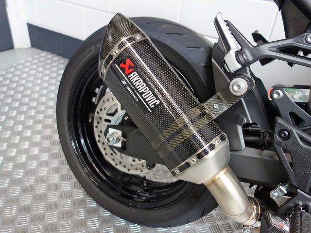 kawasaki - z900-performance