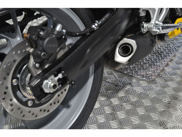 suzuki - gsx-8r