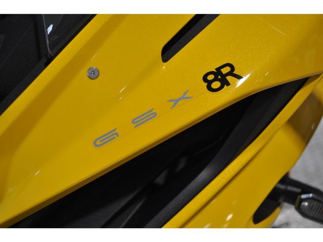 suzuki - gsx-8r