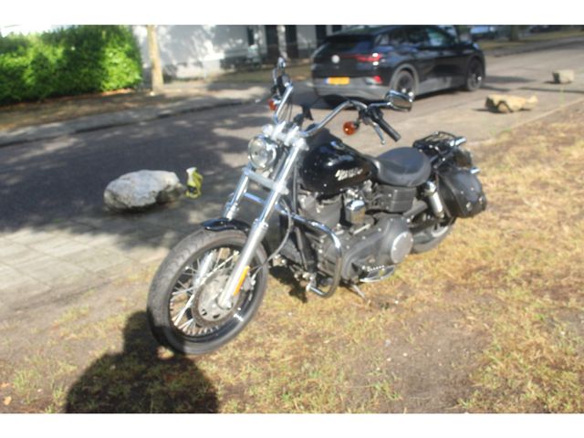 harley-davidson - street-bob-fxdb