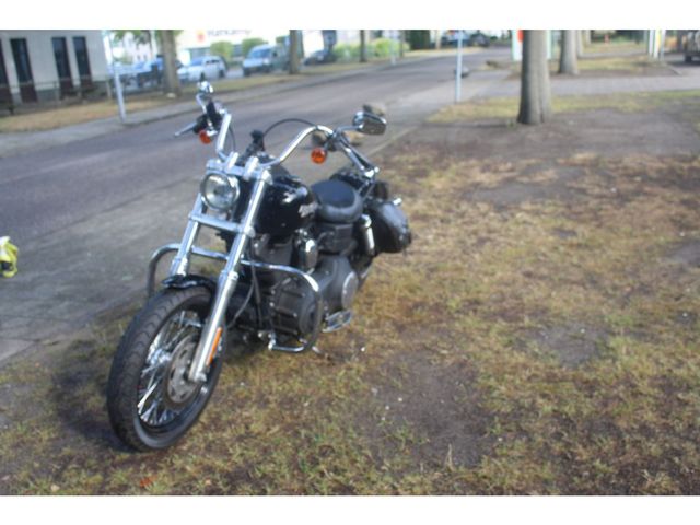 harley-davidson - street-bob-fxdb